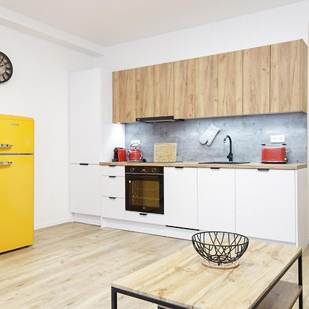 Luxury Apartments Stud - Vb オストラヴァ エクステリア 写真