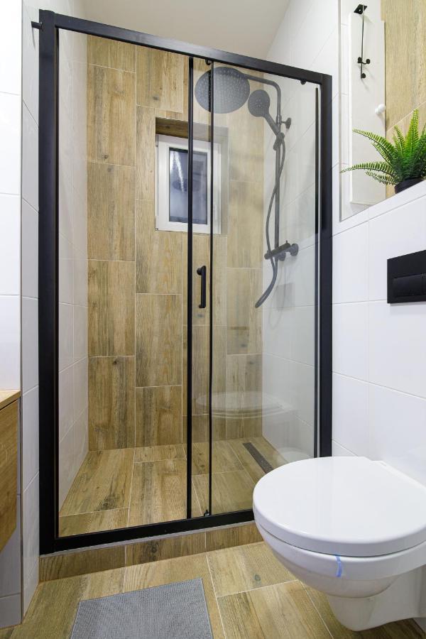 Luxury Apartments Stud - Vb オストラヴァ エクステリア 写真