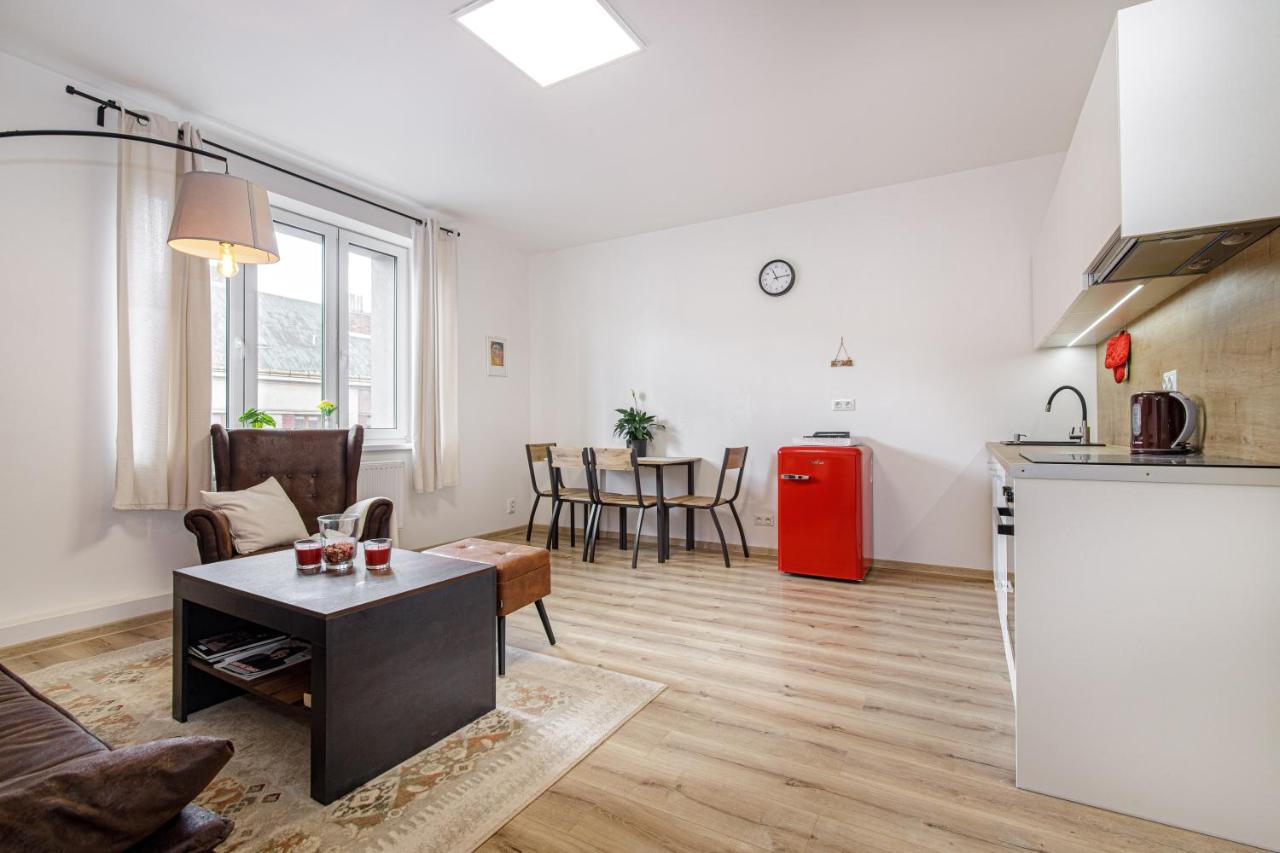Luxury Apartments Stud - Vb オストラヴァ エクステリア 写真
