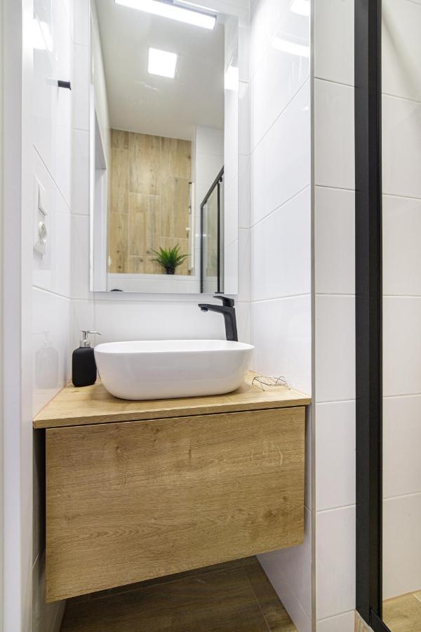 Luxury Apartments Stud - Vb オストラヴァ エクステリア 写真